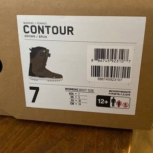 Brand new K2 snowboard boots
